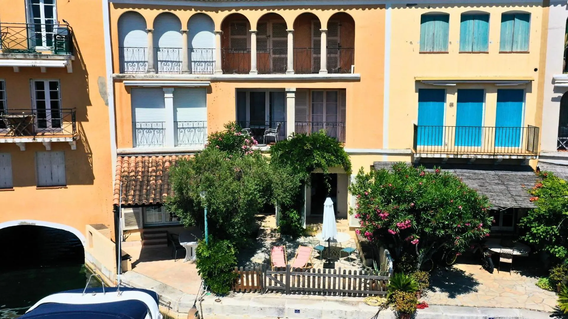 Appartement Amour Terrasse Sur L'Eau Grimaud